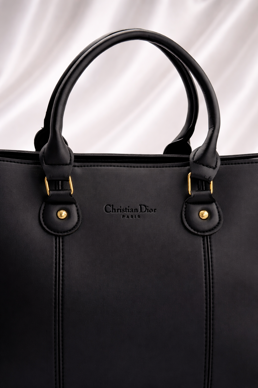 Classic black tote bag in Pakistan with large storage capacity ideal for office work and everyday essentials - Silslah Store