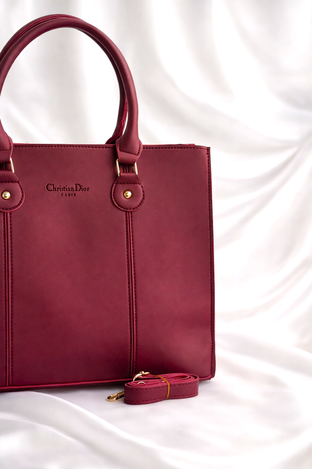 Stylish burgundy tote bag in Pakistan best for office use with large space for everyday carry - Silslah Store