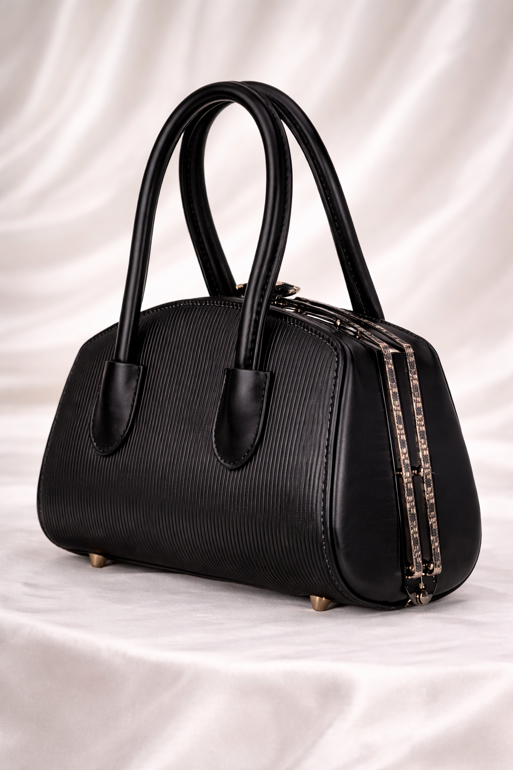 Stylish black embossed leather handbag with crystal clasp and silver frame for wedding season- Silslah Store
